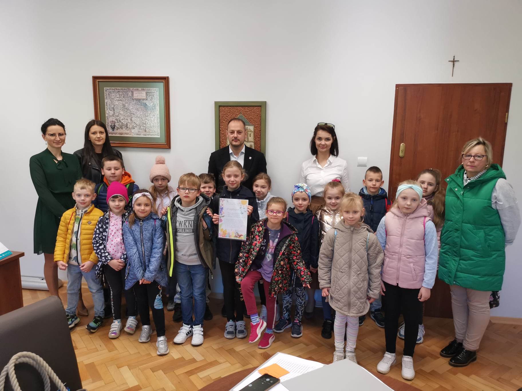 Zdjęcie do artykułu: Uczniowie PSP Uszyce odwiedzili nasz Urząd. 