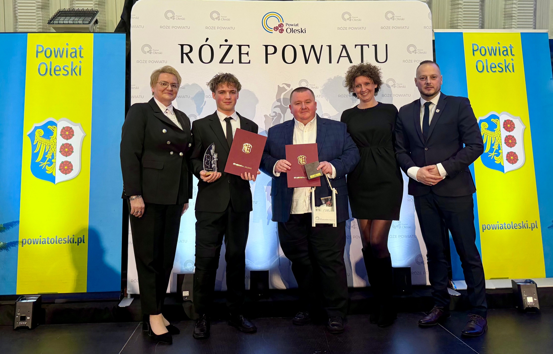 Zdjęcie do artykułu: Laureaci Róż Powiatu 